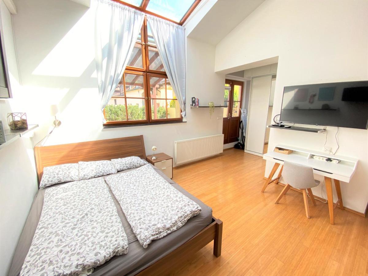 Black Eagle Apartments Prague Extérieur photo
