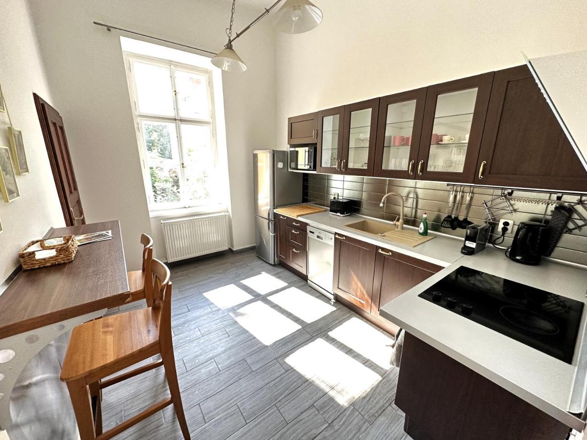 Black Eagle Apartments Prague Extérieur photo
