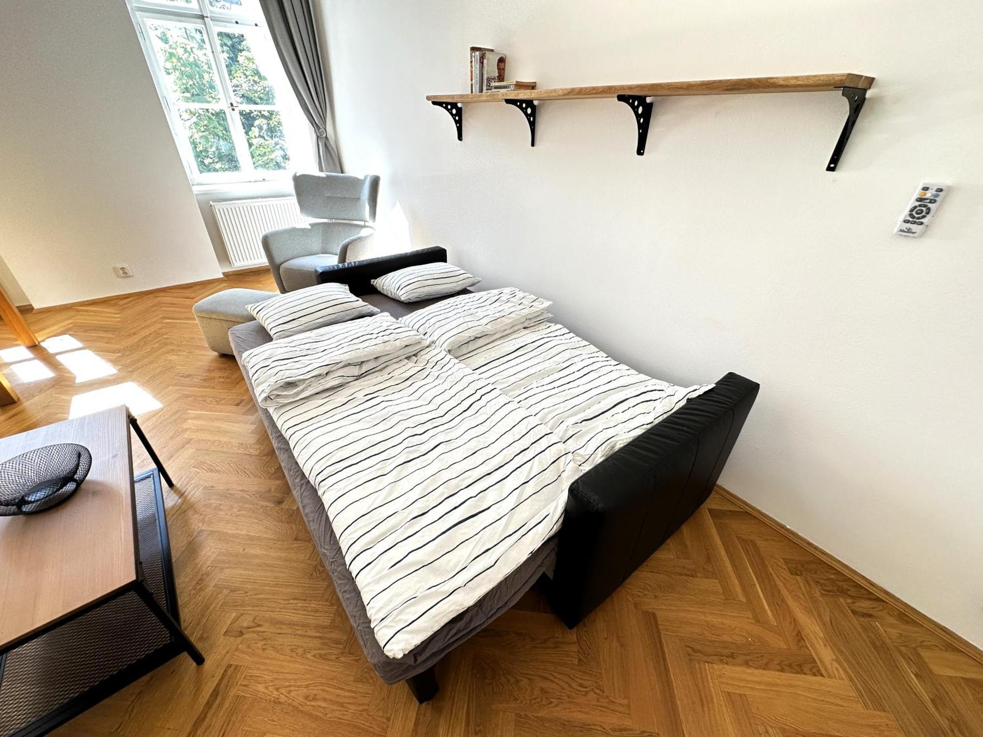 Black Eagle Apartments Prague Extérieur photo